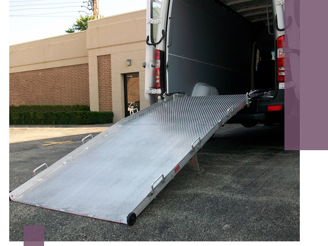 Мобильные пандусы в Невинномысске — производство, монтаж и аренда